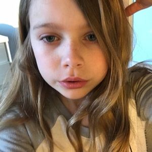 Meet your Posher, Izzy